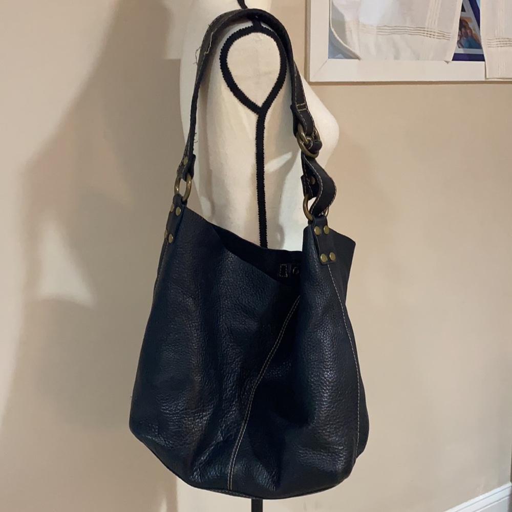 Large black leather bag by Lucky Brand EUC